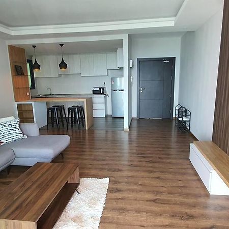 Close Lovely Vivacity Jazz Suite Cozy Condo With 2 Cards Kuching Eksteriør bilde